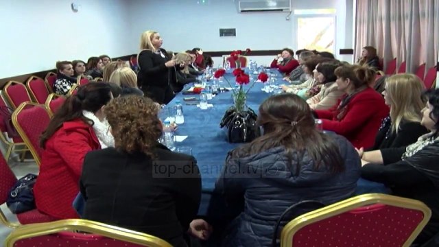 Vokshi: Barrikadë për rrëzimin e qeverisë së bandave - Top Channel Albania - News - Lajme