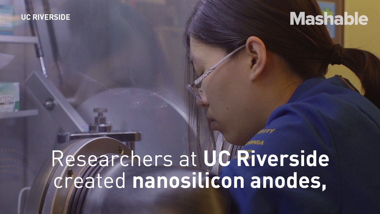 Researchers used recycled glass bottles to create super batteries