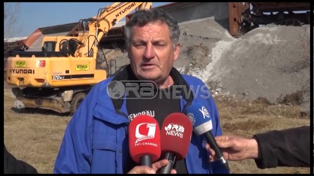 Ora News – Shkodër, zhvendoset treni i mallrave, pas aksidentit do bëhet riparimi i dëmeve