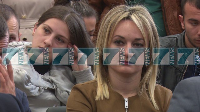 KREU I PD LULZIM BASHA KERCENON ME MOSNJOHJEN E ZGJDHJEVE - News, Lajme - Kanali 11