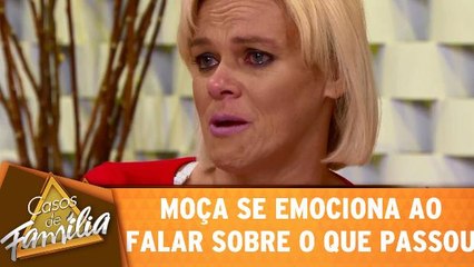 Convidada se emociona ao falar o que passou