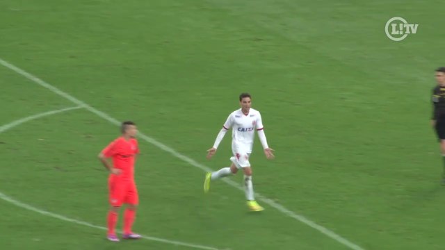 Relembre gol de Pimpão que eliminou o Flu da Copa do Brasil de 2014