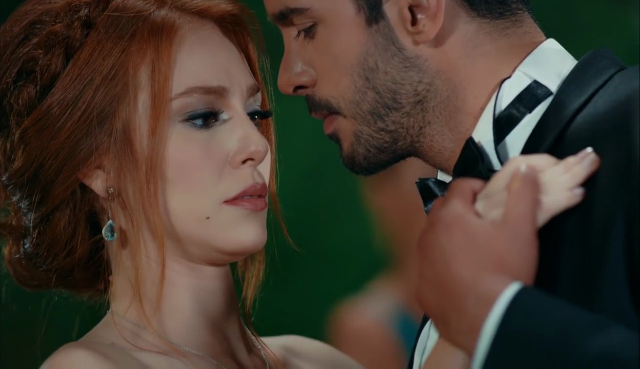 Omur & Divna ماشي حدي  _ نانسي عجرم