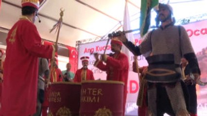 Antalya'da Asker Adaylarına Kınaları Yakıldı