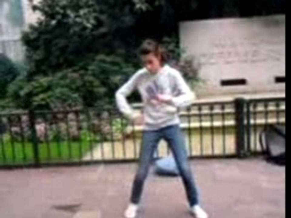 Une fille de la team hard-teck