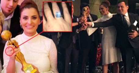 Hande Fırat'ın Yüzüğündeki Pırlanta, Aldığı Ödülü Gölgede Bıraktı