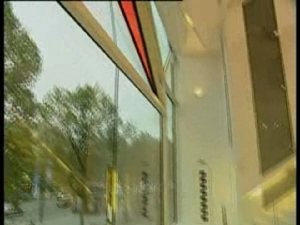 Citroën C42 - Champs Elysées Paris