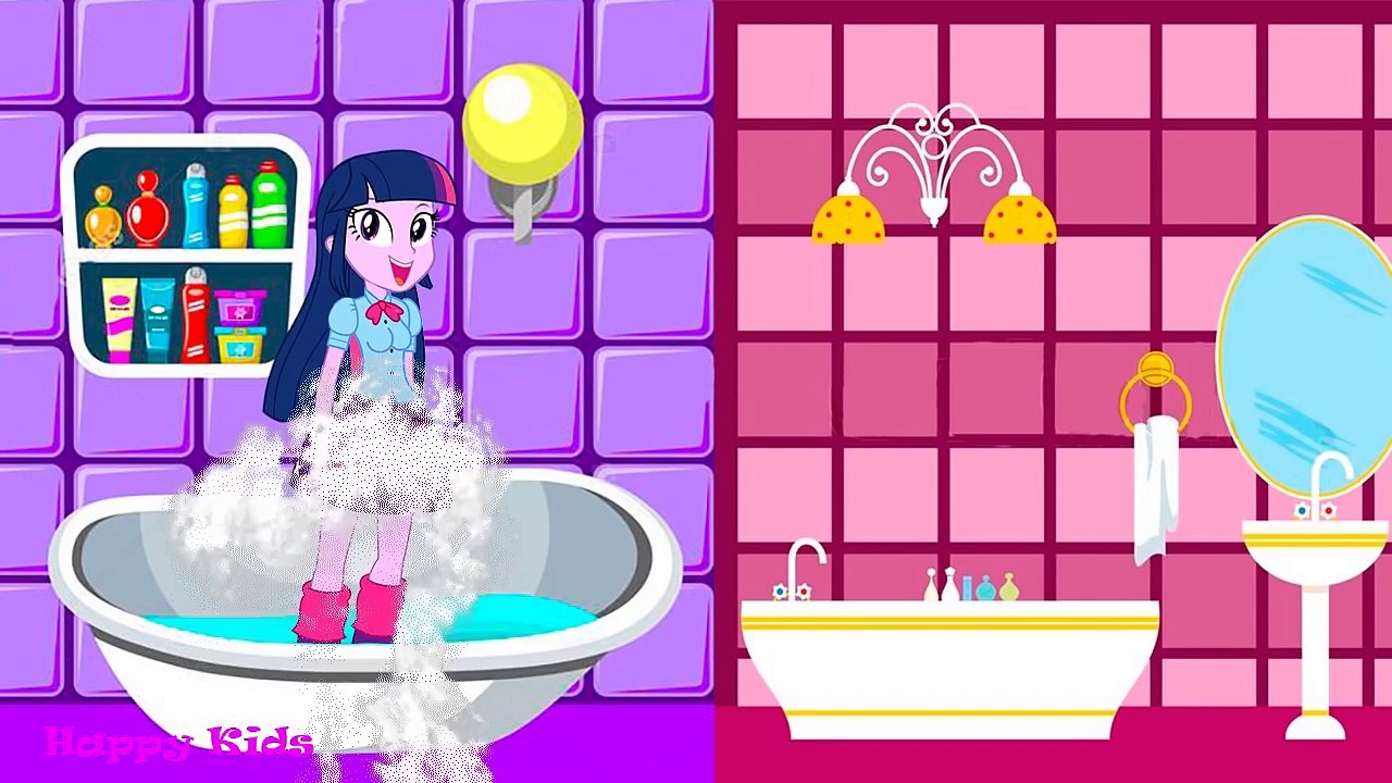 My Little Pony MLP Equestria Girls Transforms  with Animation Love Story Fight for the Dress