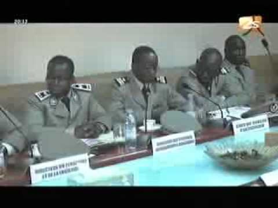 Visite du Ministre de l'économie à la Direction de la Douane  - Jt Français - 20 Juin 2012