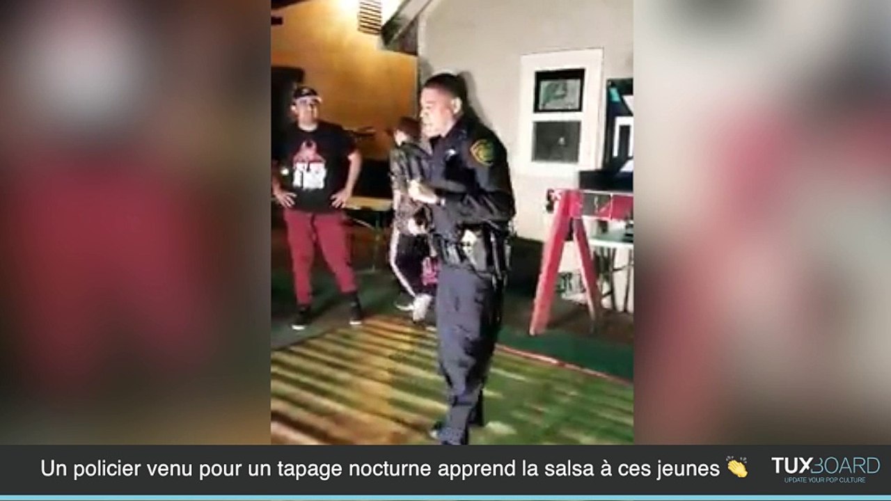 Venu pour faire baisser la musique, ce policier donne des cours de Salsa