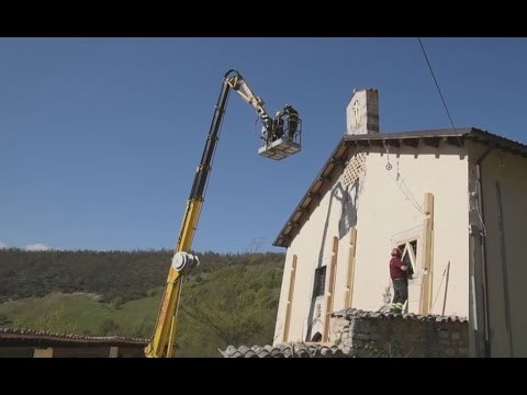 Preci (PG) - Terremoto, lavori in chiesa San Leonardo a Montebufo (26.04.17)