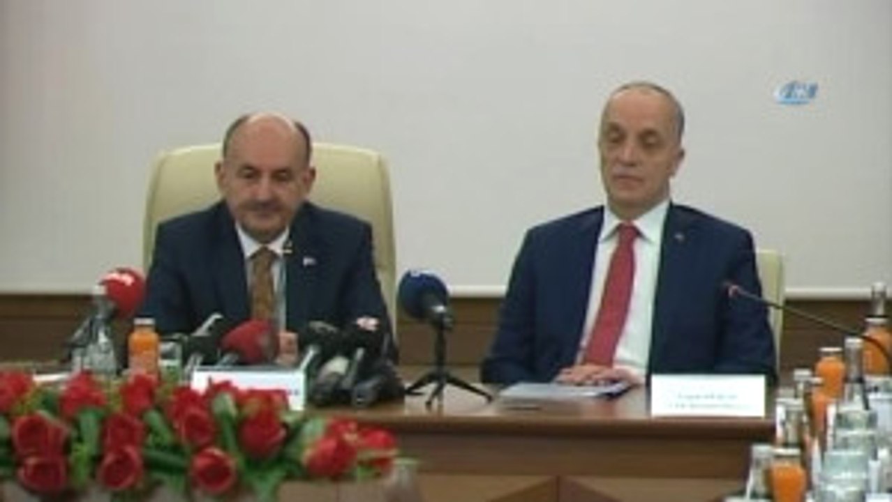 Çalışma ve Sosyal Güvenlik Bakanı Müezzinoğlu: "(1 Mayıs Kutlamaları) Kutlamaların Taksim'de Olacak...