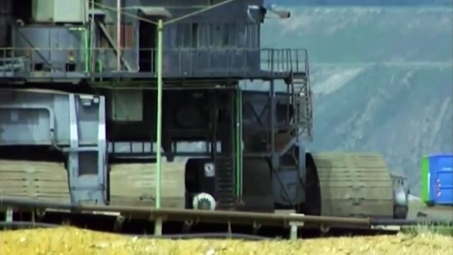 Explosion d'une grue géante Industrie minière