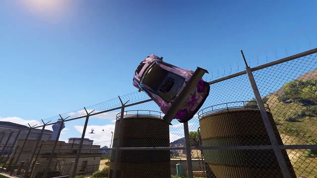 GTA 5 - LES 10 CLIPS LES PLUS HALLUCINANT JAMAIS VU !