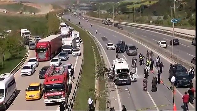 Pendik'te Servis Minibüsünde Patlama