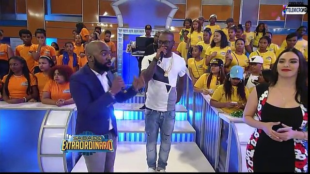 Entrevista a Ceky Viciny Habla Del Tema KLOK con KLOK en Sábado Extraordinario