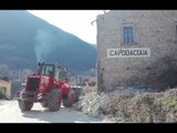 Capodacqua di Arquata del Tronto (AP) - Terremoto, demolizione abitazione (20.03.17)