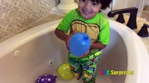 Ryan Pops Water Balloons FINGER FAMILY Color Song Bathtub Fun Nursery Rhymes Learning for