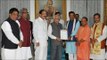 Yogi Adityanath, Venkaiah Naidu, in Uttar Pradesh announce new CM | Oneindia News
