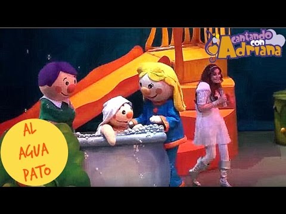 AL AGUA PATO - Cantando con Adriana (en vivo)