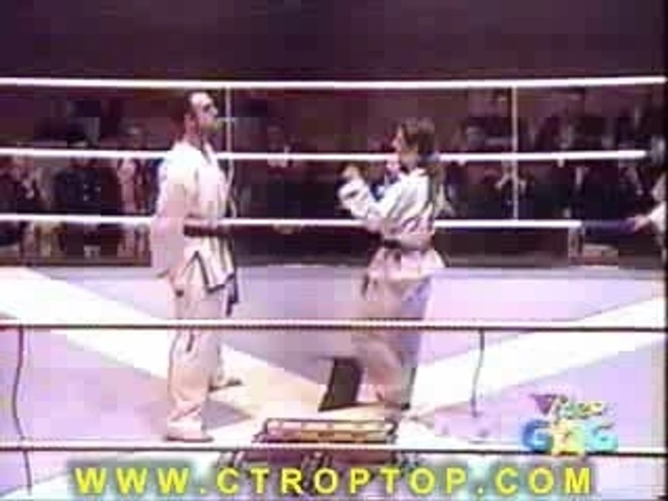 Karate a colpi bassi