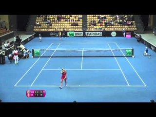 Highlights: Rebecca Peterson (SWE) v Timea Bacsinszky (SUI)