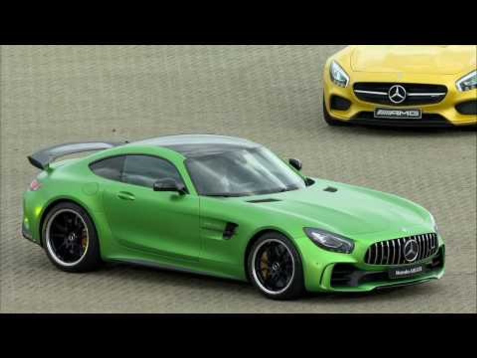 Lewis Hamilton con el Mercedes AMG GT R