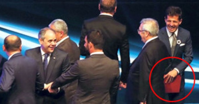 Emre Belözoğlu, Futbol Zirvesi'nde Espriyi Patlattı: Galatasaray'dan Teklif Aldım