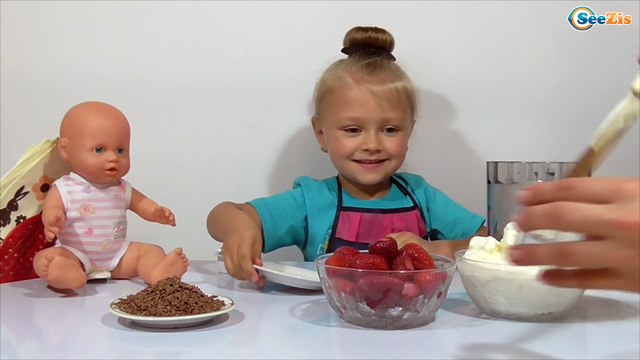 ✔ Baby Born. Клубника со сливками от Повара Ярославы для Куклы – Бэби Борн. Серия 5 ✔