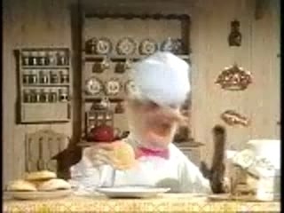 Muppet Show - Swedish Chef - making donut