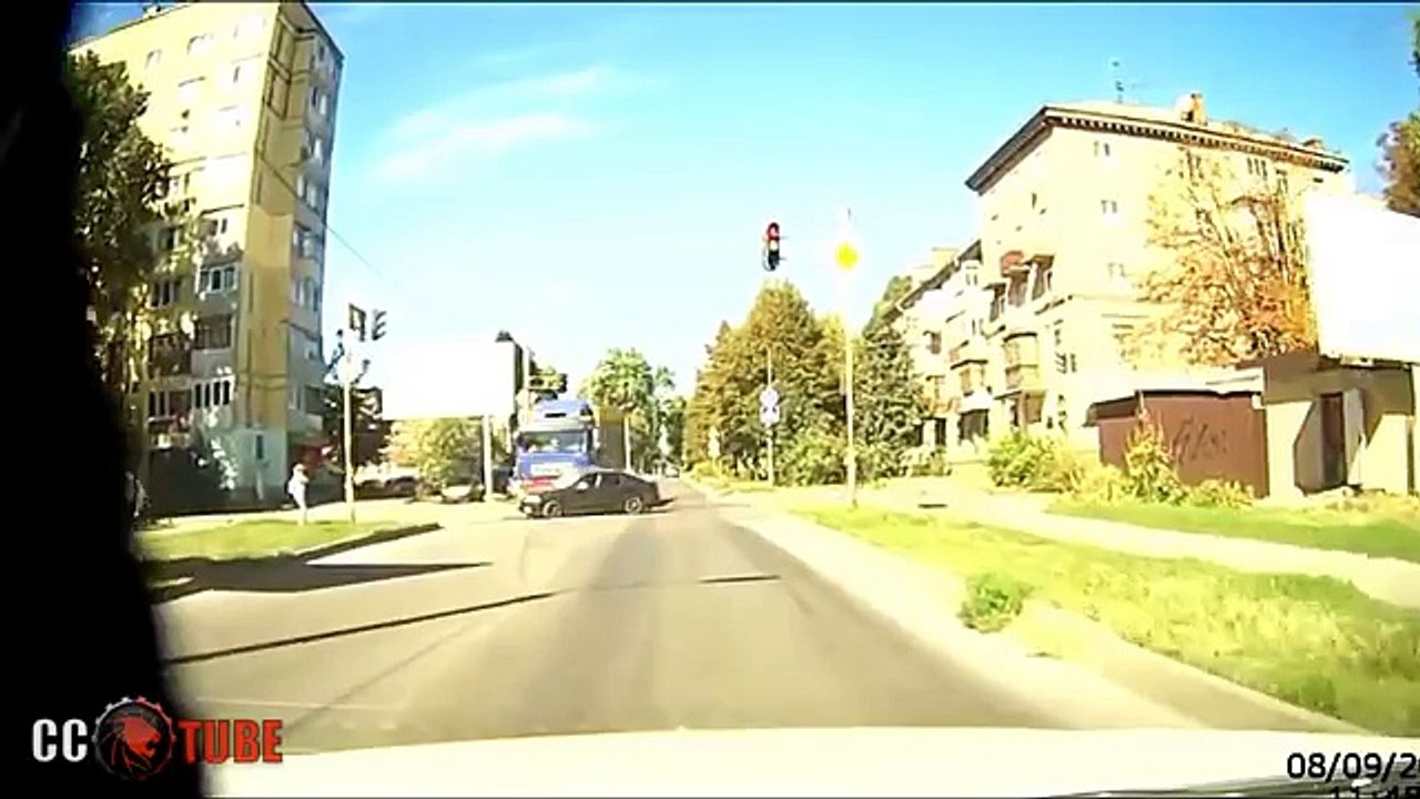 ROAD RAGE & CAR CRASH COMPILATION #462 (September 2016)