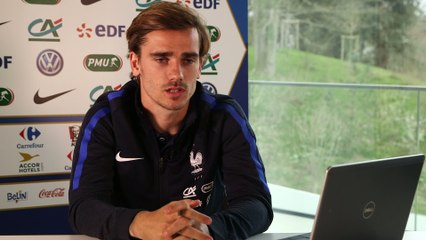 Foot - Bleus : Griezmann «J'adorerais jouer avec Cavani»