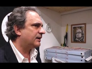 Télécharger la video: Napoli - Forza Nuova, Roberto Fiore inaugura nuova sede (20.03.17)