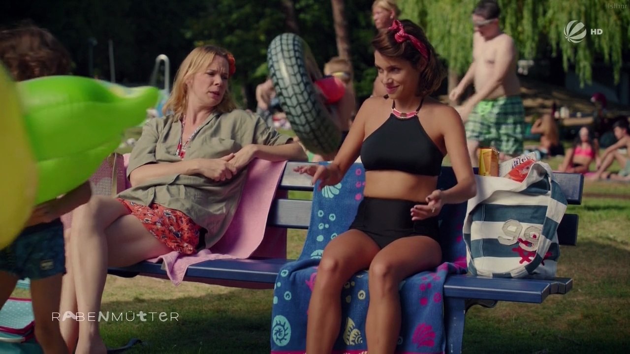 Anna julia kapfelsperger - rabenmütter (2017)