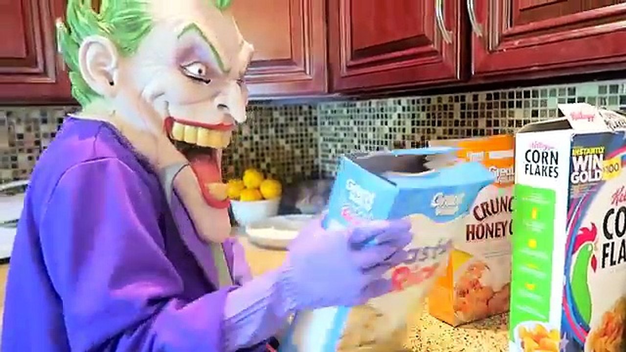 Spiderman vs Frozen Elsa - Snow White Kissing Prince Charming? w/ Joker Cinderella - Disne