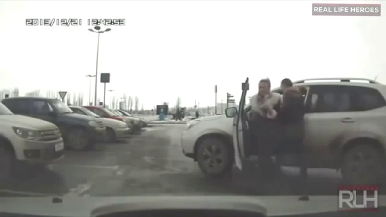 ---REAL LIFE HEROES- Restoring Faith in Humanity in 2017 - Part 12