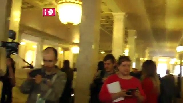 Дзиндзя чипляє Парасюка, Парасюк Дзиндзі - звернись до ветеринара