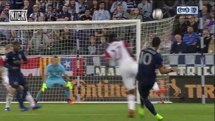 No angle, no problem for Josef Martinez. 