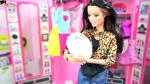 Max Gidget Chloe de la Pelicula Mascotas Hacen Travesuras en La Piscina de Barbie