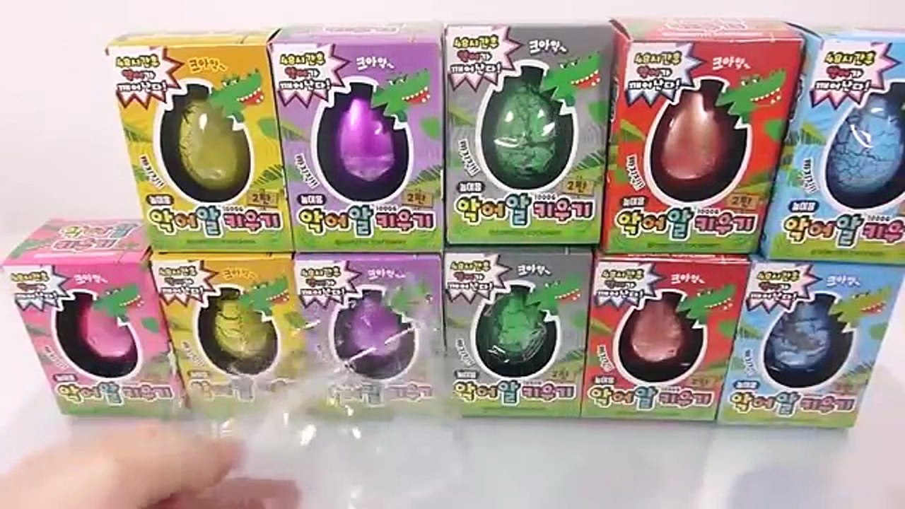 1000 Degree Hammer VS Crocodile Egg Surprise Egg Toys Kinder Joy