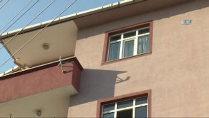 Psikolojik Sorunları Olduğu İddia Edilen 3 Çocuk Annesi İntihar Etti