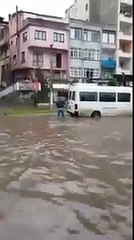 Selde Minibüs Yıkayan Yurdum İnsanı