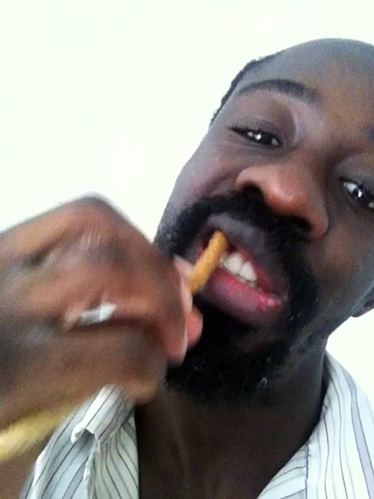 Mouaz a chaque 5 salat Notre prophète salla lahou alayhi wa sallam Muhummad il brossait le siwak