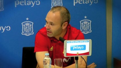 "Intentamos ser un equipo, una familia": Iniesta