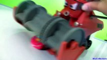 DISNEY PIXAR CARS NEW DIECASTS with FRANK THE COMBINE TRACTOR TIPPING TRUCK Carry Case Toys-GGehfvT