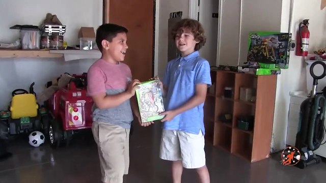 Teenage Mutant Ninja Turtles Mega Bloks Unboxing!TMNT Rocksteady Moto Attack &TMNT Movie Turtle Van-F6yyKxA6