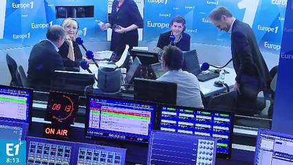 TEASER - Nicolas Sarkozy est venu saluer le juge Eric Halphen