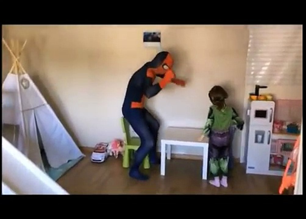 Funny Spiderman for kids Videos vs Hulk Baby Armwrestling Contest! Superhero real Life Kids Movie