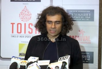 Imtiaz Ali Says Shah Rukh Khan's Movie THE RING Will Be Re-Titled Before Release