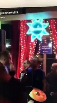 Shpend Ahmeti këndon në Bamboo